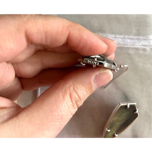 Kendra Scott Carla Silver & Grey Green Watercolor Stone Drop Earrings - Picture 4 of 5